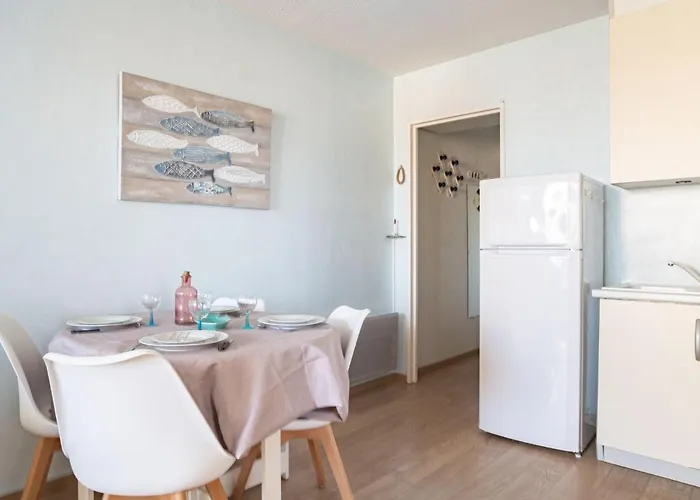 Апартаменты Port Arcachon-3 By Interhome